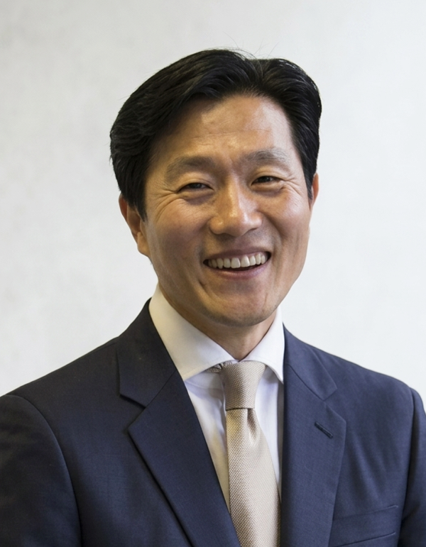 백정우 목사 사진